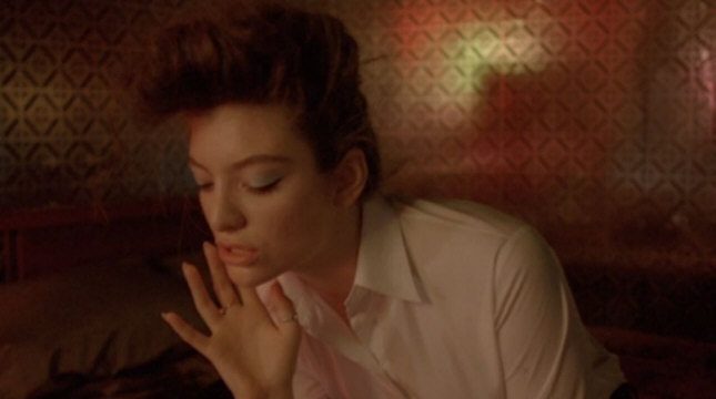 Lorde é a curadora da trilha sonora de Jogos Vorazes: A Esperança - Parte 1  - A Rádio Rock - 89,1 FM - SP